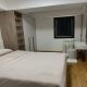 Banesë për Qira në Komuna e Qendrës, Shkup — APARTAMENT I RI MODERN I PAJISUR 70M2 I VENDOSUR NË QENDËR TEK XHAMBO — fotografi 9