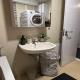 Banesë për Qira në Кукушка, Komuna e Qendrës, Shkup — Jepet me qira apartament modern i pajisur në Debar Maalo — fotografi 7