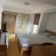 Banesë për Qira në Komuna e Qendrës, Shkup — Jepet me qira apartament 75m2 në Qendër — fotografi 4