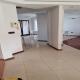 Banesë për Qira në Komuna e Qendrës, Shkup — Apartament plotësisht i pajisur 140m2 në Debar Maalo — fotografi 3