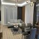Banesë për Qira në Aerodrom, Shkup — Apartament modern në Cevahir Sky City — fotografi 1
