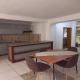Banesë për Qira në Анастас Митрев, Aerodrom, Shkup — APARTAMENT TREDORMËSH NË AERODROM, MIÇURIN — fotografi 1