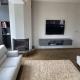 Banesë për Qira në Komuna e Qendrës, Shkup — Jepet me qera apartament luksoz në Taftalidze 1 me tri dhoma gjumi — fotografi 3