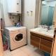 Banesë për Qira në Komuna e Qendrës, Shkup — Jepet me qira apartament dydhorësh në Qendër, Salla Universale — fotografi 7