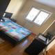 Banesë për Qira në Komuna e Qendrës, Shkup — Jepet me qira apartament tre-dhomësh i ri në Qendër, Salla Universale — fotografi 4