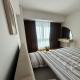 Banesë për Qira në Belasica, Komuna e Qendrës, Shkup — Jepet me qera apartament i ri, i pabanueshëm, dydhoresh në East Gate — fotografi 7