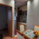Banesë për Qira në Aerodrom, Shkup — Jepet me qera apartament në Miçurin — fotografi 4